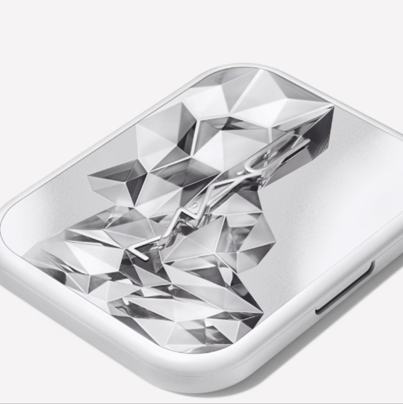 MAC Snowbody's Business Eye Shadow Palette x 12 - Picture 2 of 11